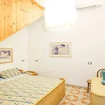 - Casa Raffi Holiday home *