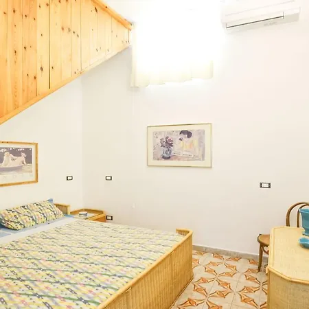 - Casa Raffi Holiday home *