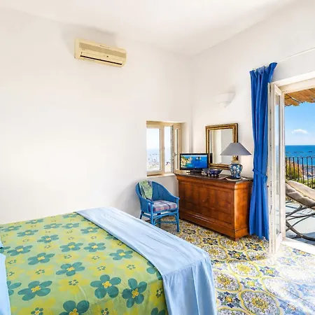 - Casa Raffi *
