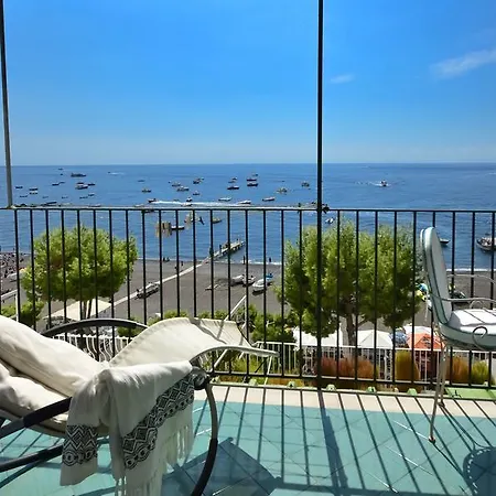 - Casa Raffi *