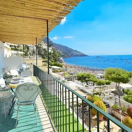 - Casa Raffi Feriehus